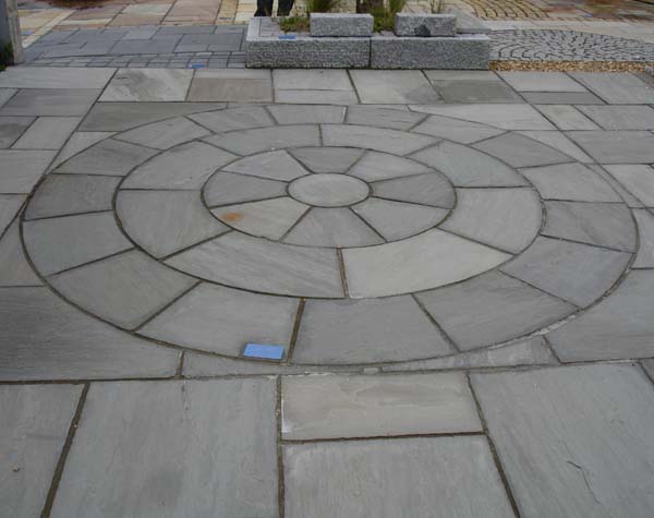 Autumn Grey Sandstone Circle